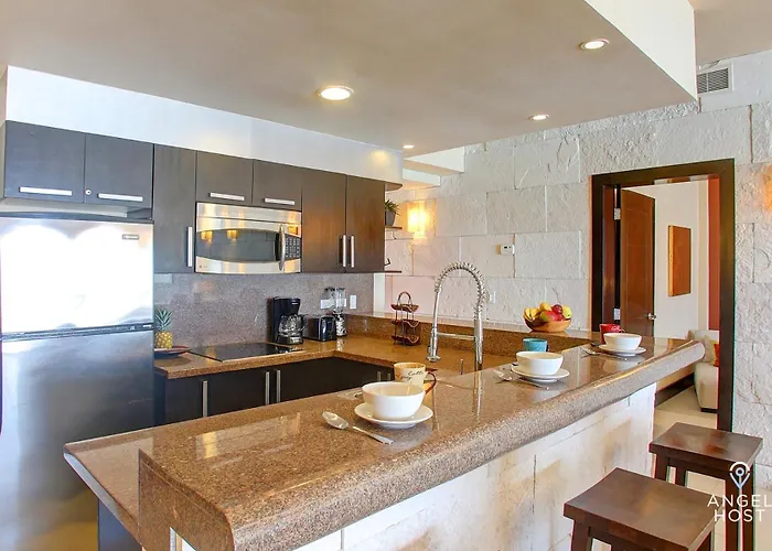 Hébergement de vacances Beachfront Penthouse Oceanview Rooftop And Pool *