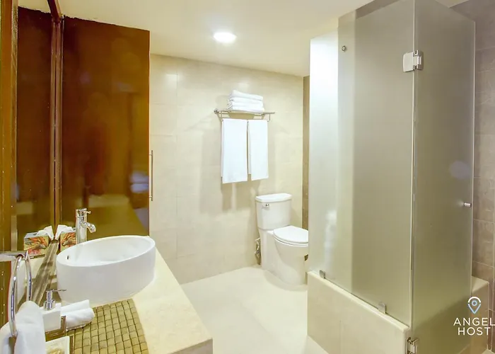 Hébergement de vacances Beachfront Penthouse Oceanview Rooftop And Pool