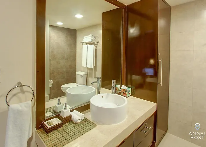 Beachfront Penthouse Oceanview Rooftop And Pool * Playa del Carmen